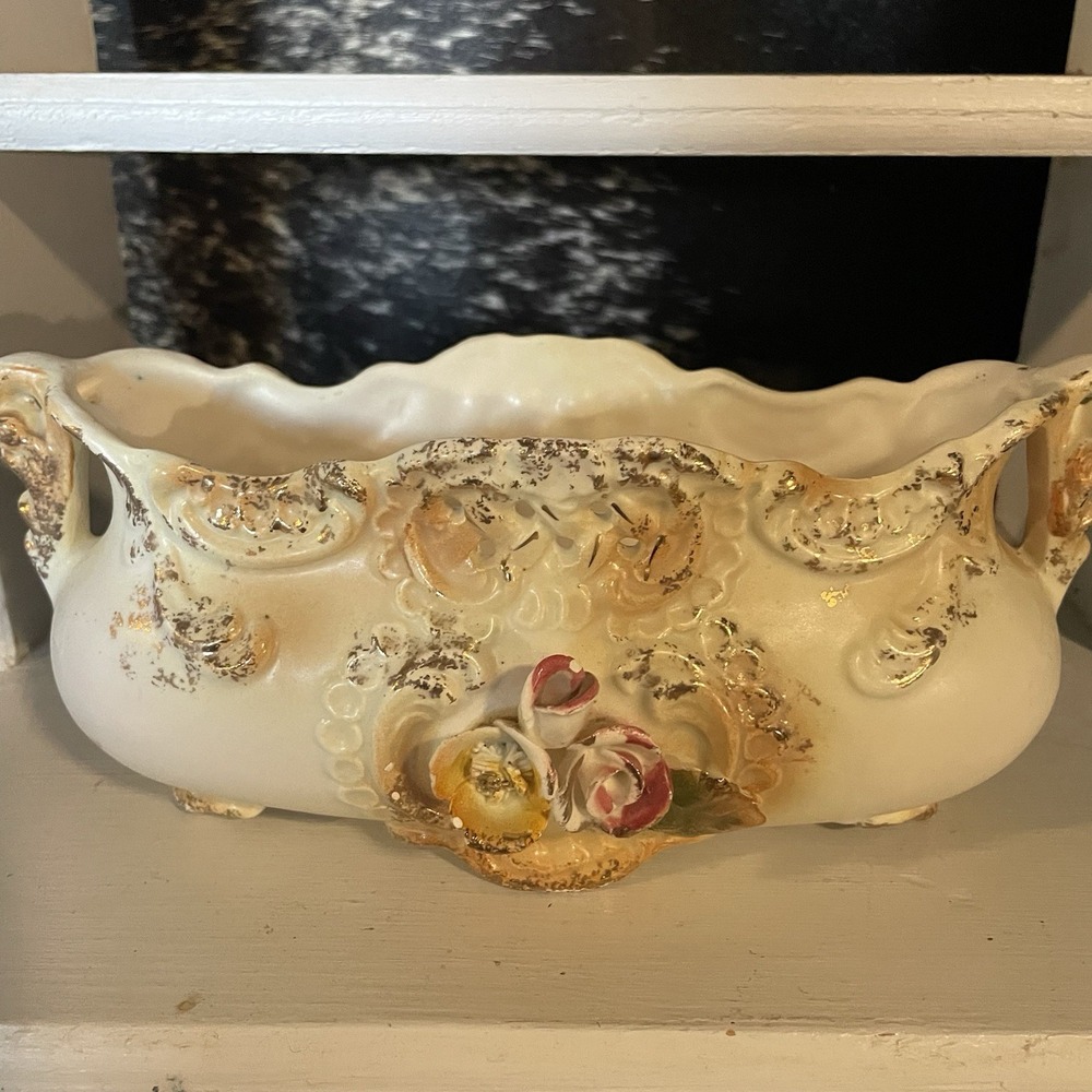 Vintage Floral‎ Footed Jardiniere